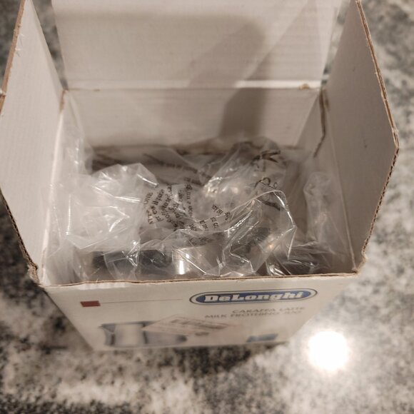 DELONGHI ESPRESSO MILK CUP STAINLESS STEEL - Picture 3 of 11